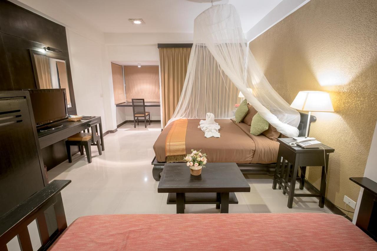 Siam Piman Hotel Bangkok Ngoại thất bức ảnh